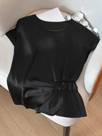 Dam Blus med Asymmetrisk Rynkning och
