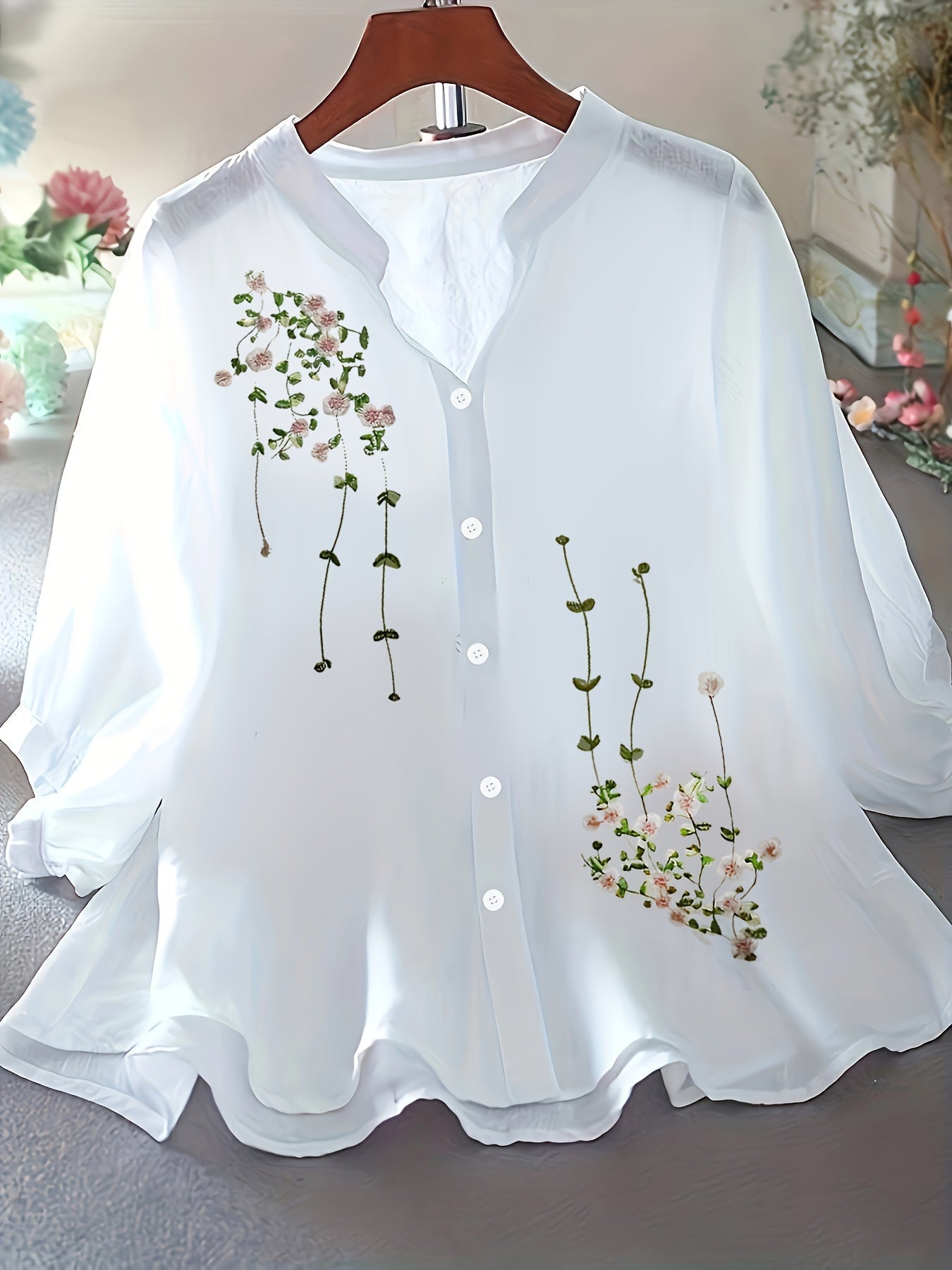 Dam Elegant Blus med Broderade Blommor