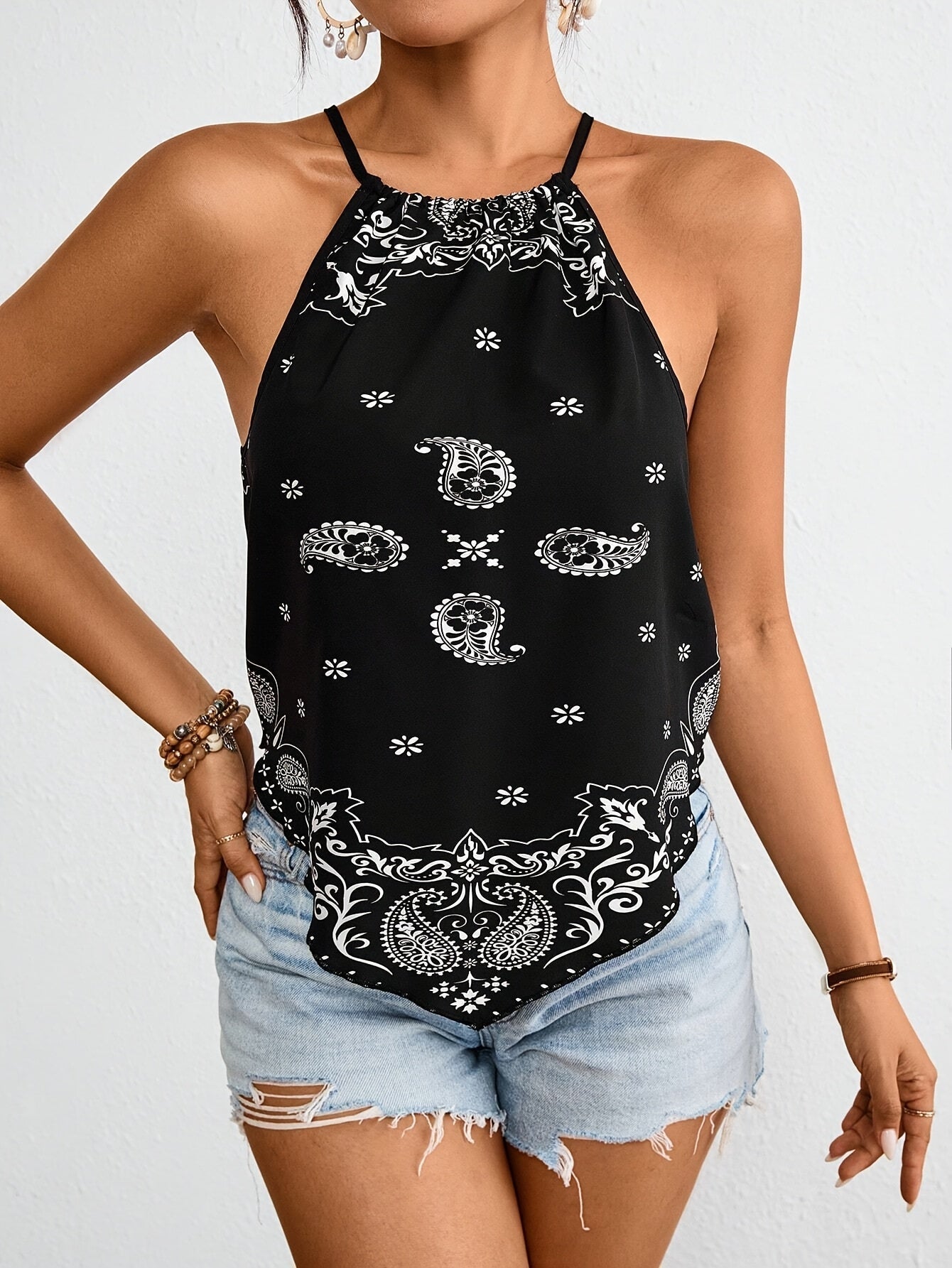 Dam Halterneck Blus med Paisley Mönster