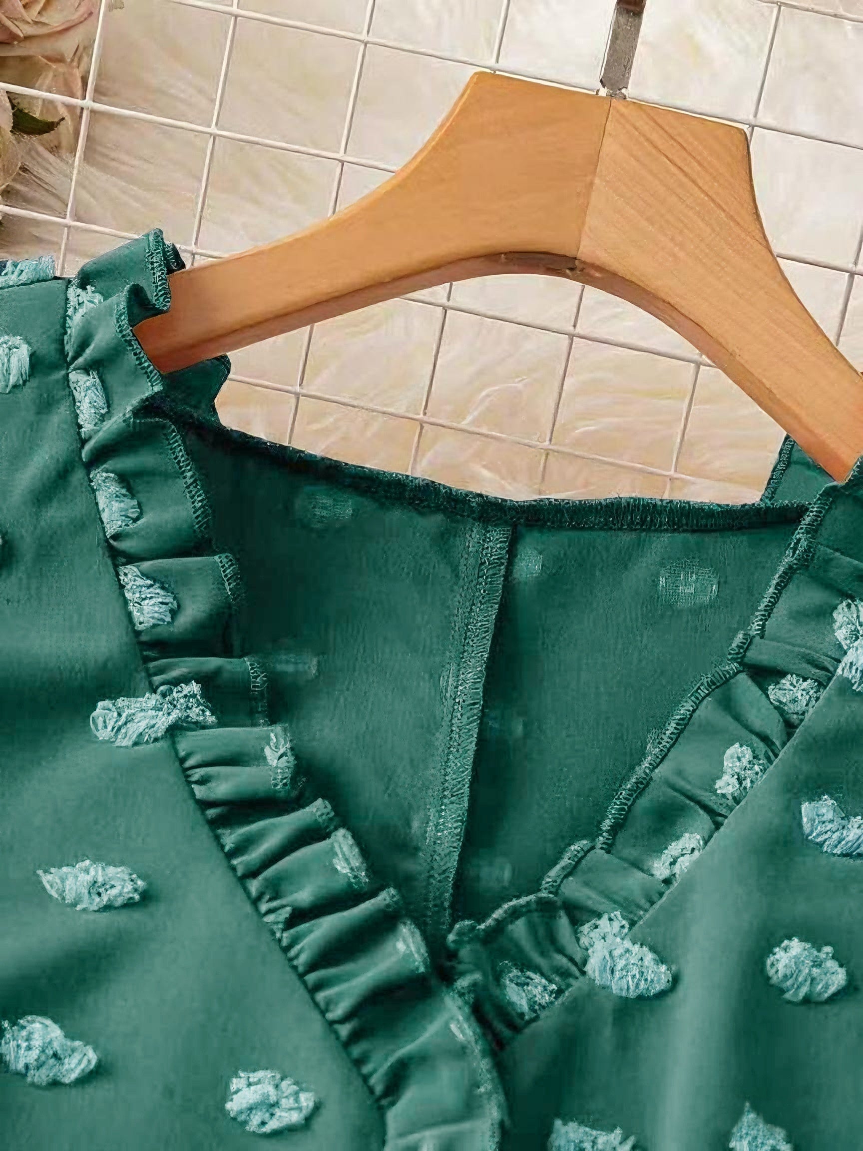 Dam Elegant Blus med Volangdetaljer och