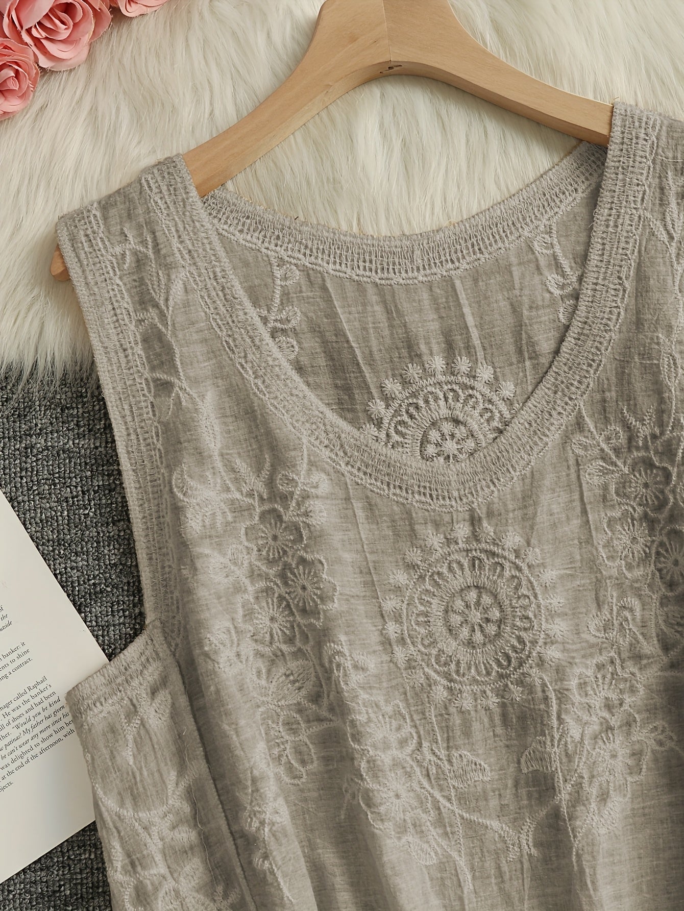 Damtop med broderi och bohemisk stil,