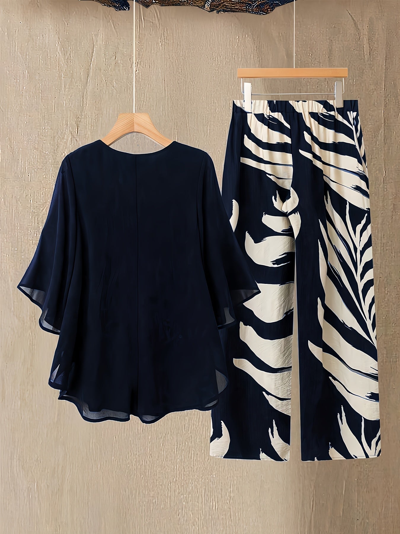 Damset Blus och Vida Byxor
