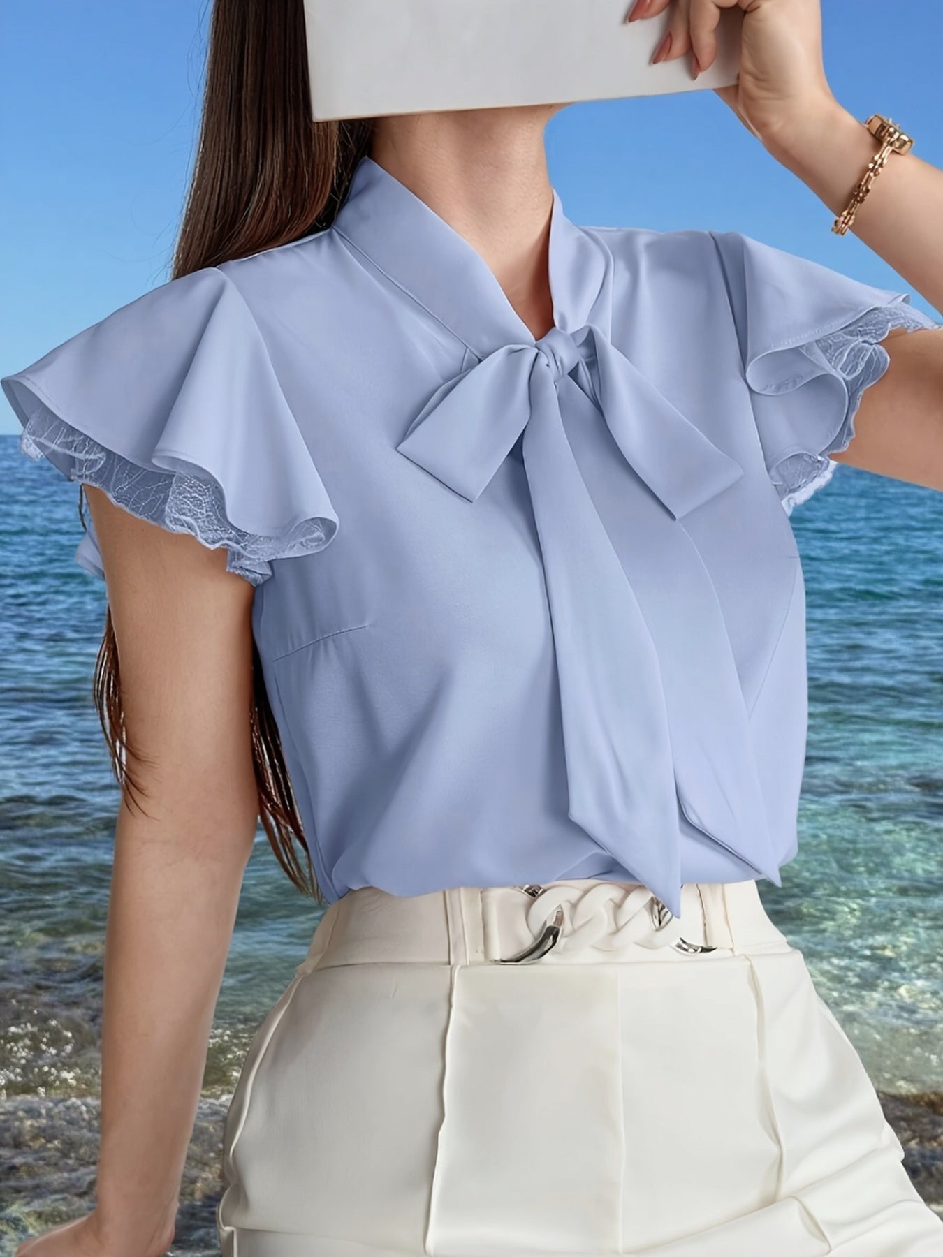 Dam Blus med Fjärilsärm och Rosett