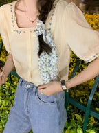 Dam Elegant Blus med Broderade Blommor